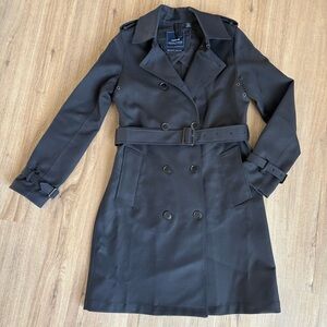 oobē Double-Breasted Navy Trench Coat